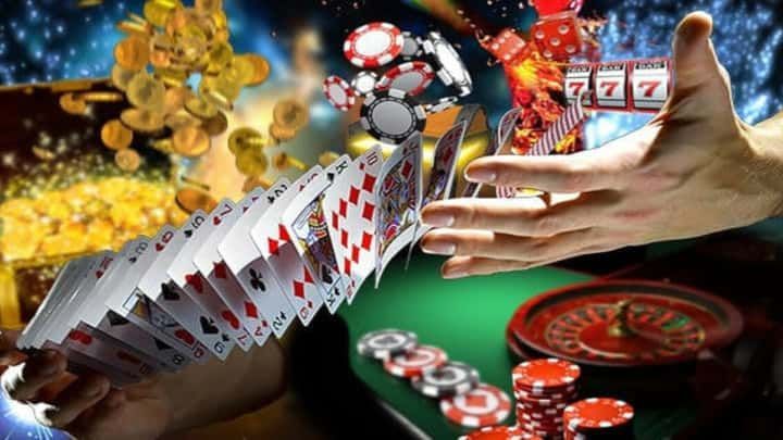 CoinPoker کیسینو میں ایک آن لائن گیم کا انتخاب کریں۔